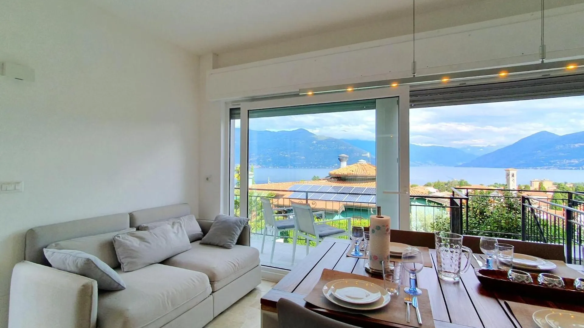 Majestic Holiday Home With Private Pool Germignaga Italy