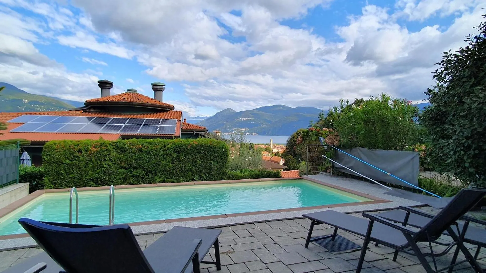 Majestic Holiday Home With Private Pool Germignaga