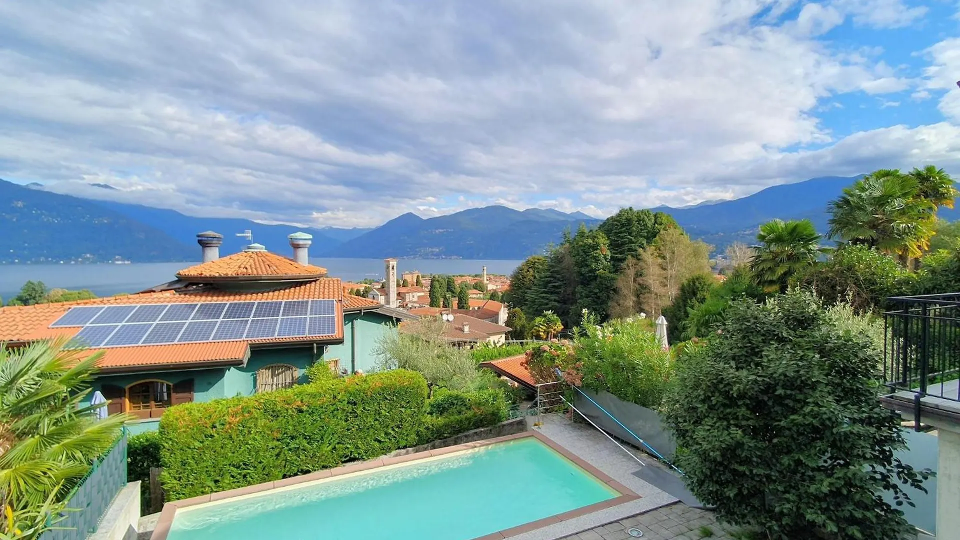 Majestic Holiday Home With Private Pool Germignaga