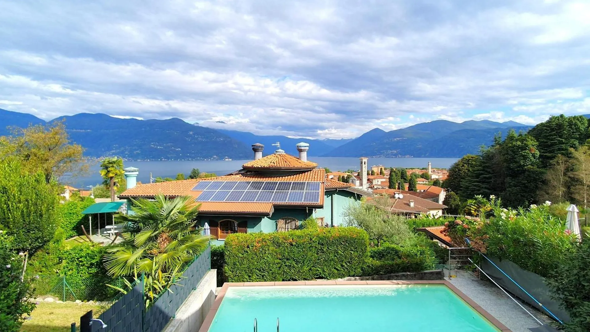 Majestic Holiday Home With Private Pool Germignaga Italy