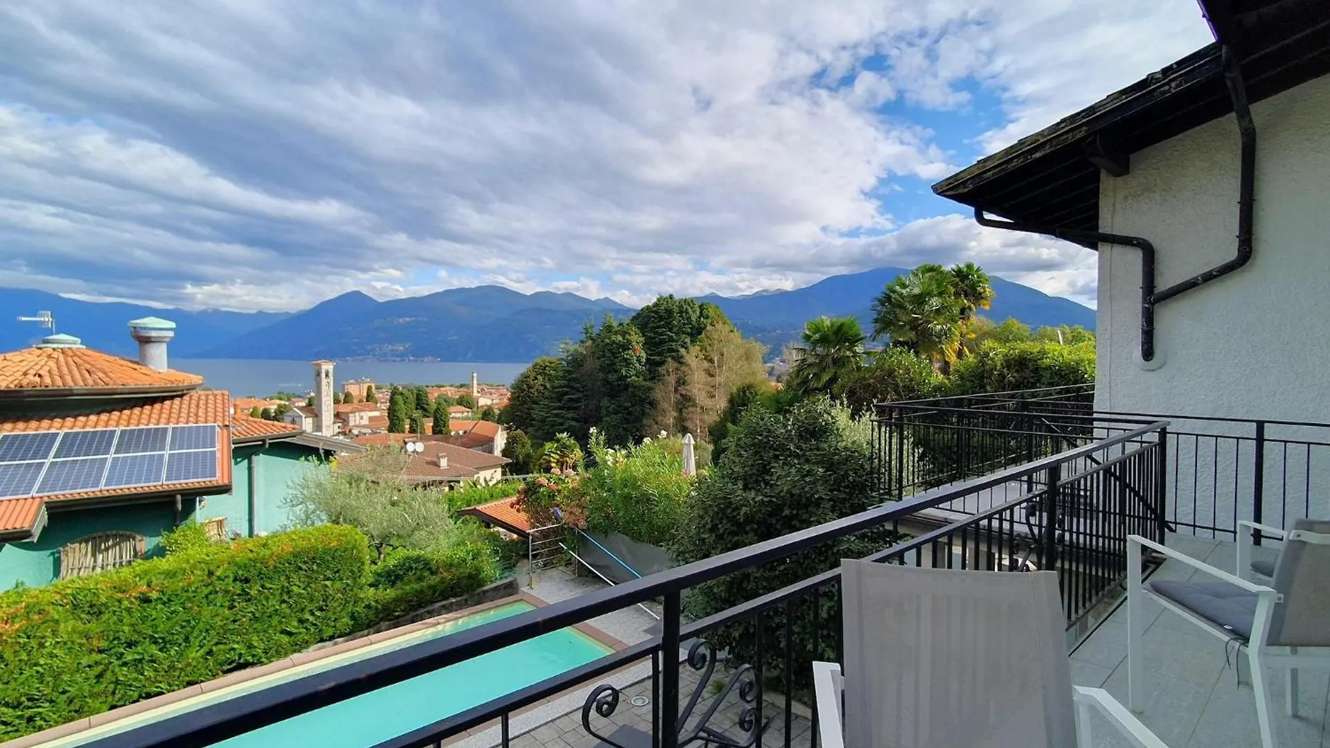 Majestic Holiday Home With Private Pool Germignaga